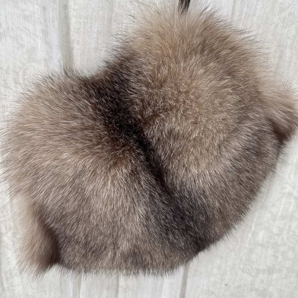 Vintage Fox Fur Hand Warmer Muff Purse Zipper Pocket Cord Strap Heart Shaped